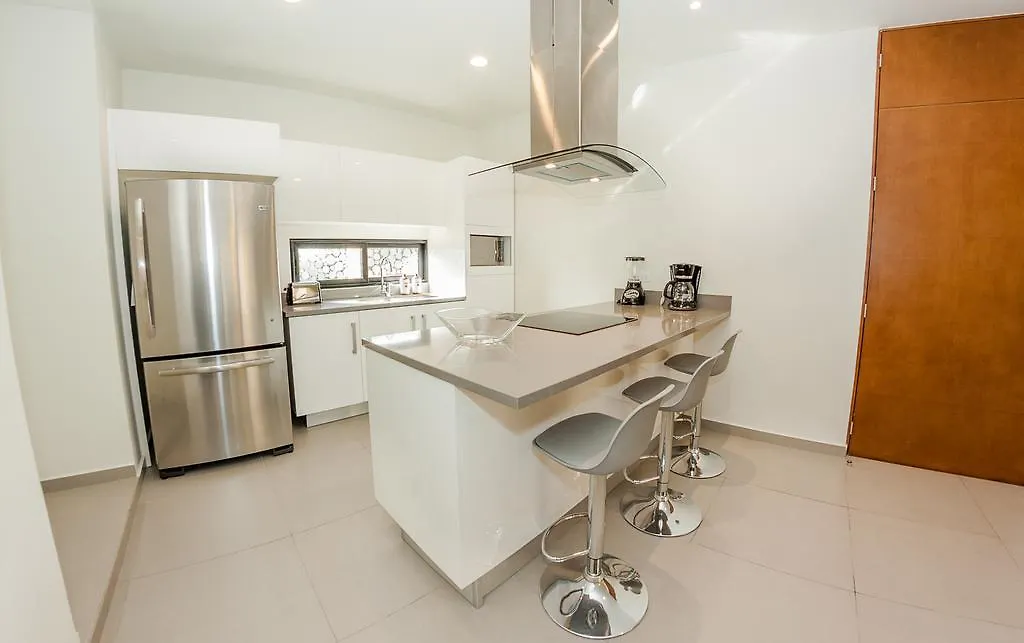 Trendy 2Br Condo Centermost By Happy Address 0*, Playa del Carmen Mexico