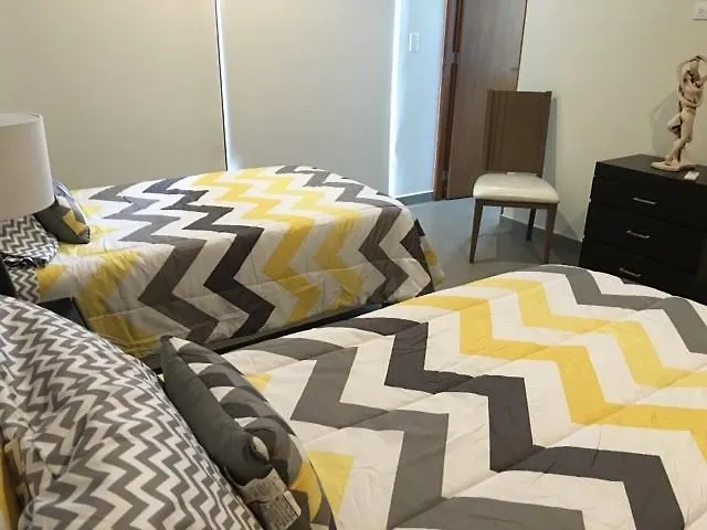 Trendy 2Br Condo Centermost By Happy Address Apartment